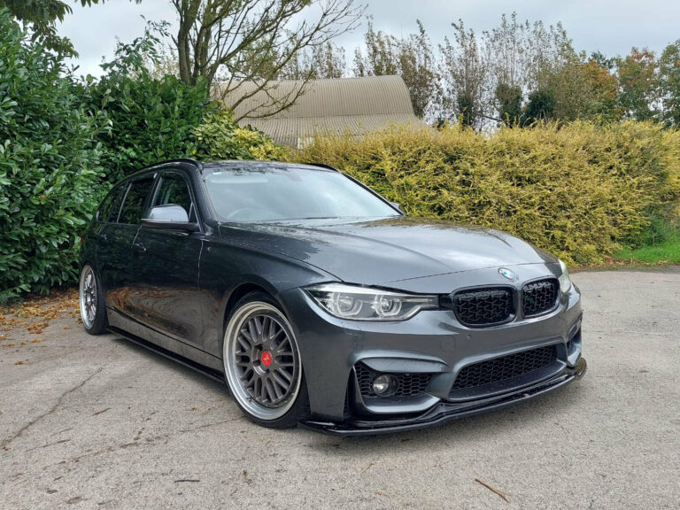 BMW 3-Series ( sold with new 2 year NCT )